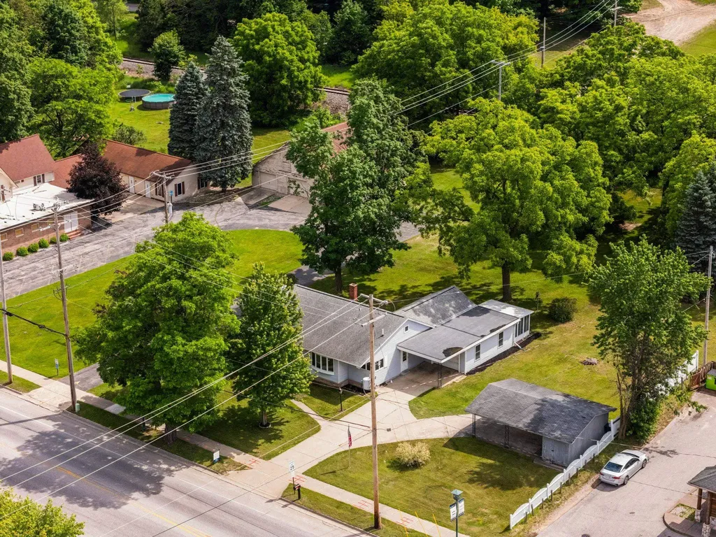 106 N Brownson Paradise Township MI 49649