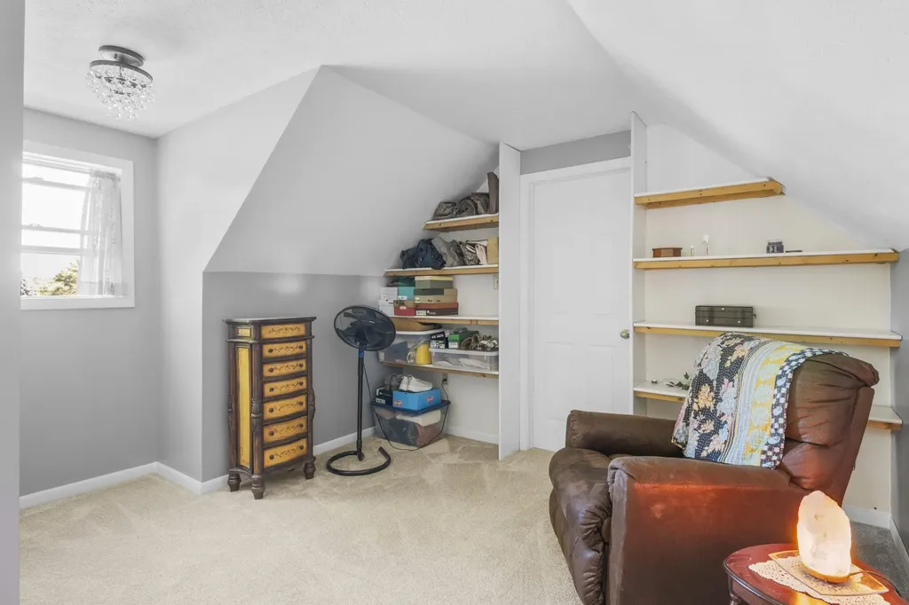 10530 S Walnut Drive Elmwood Charter Township MI 49684