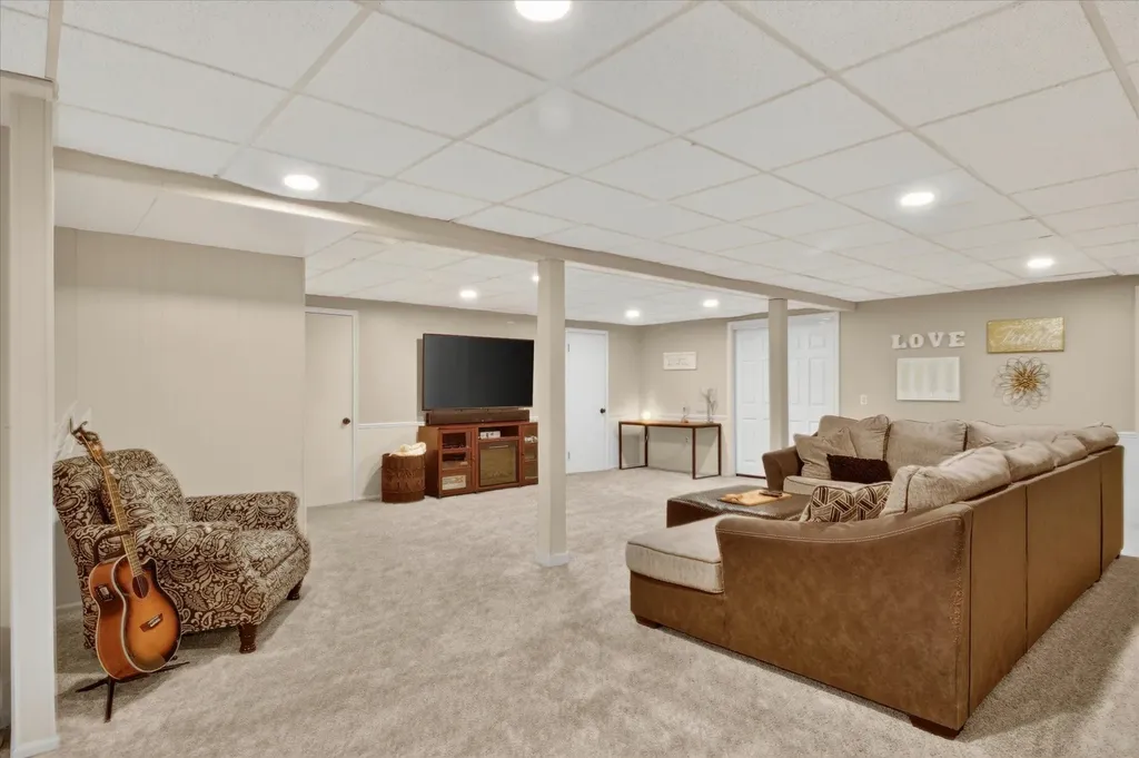 150 Doral Drive Clam Lake Township MI 49601