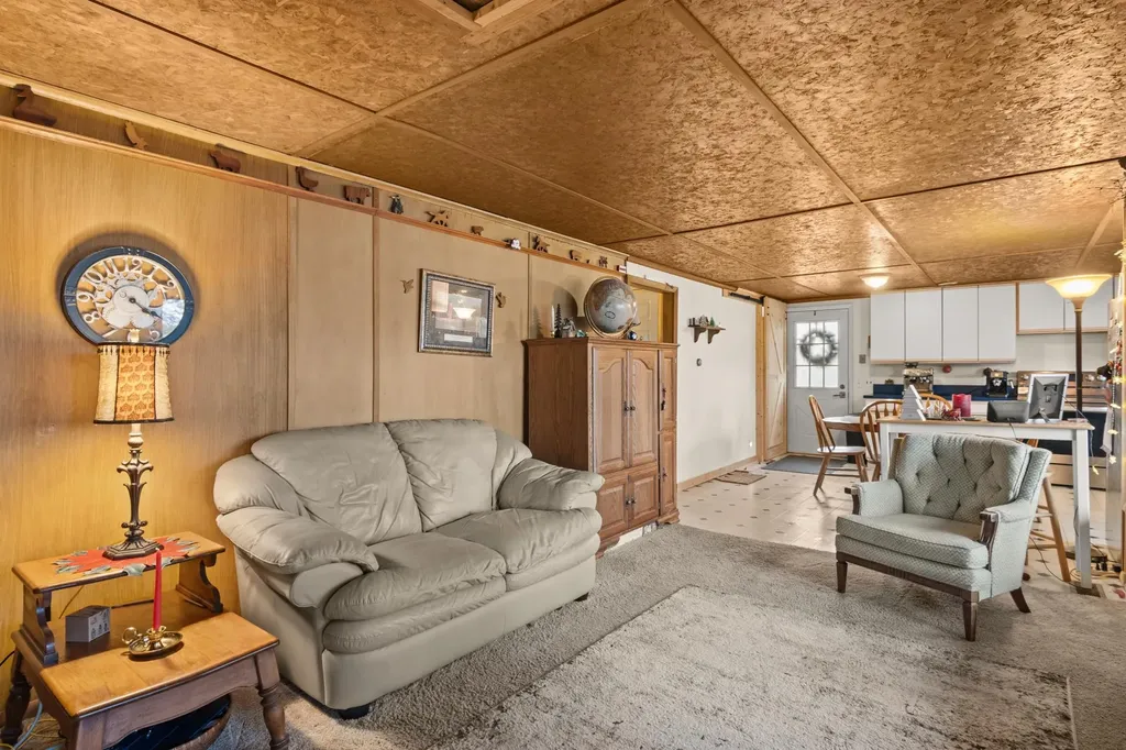 4411 Lakeview Trail East Bay Township MI 49696