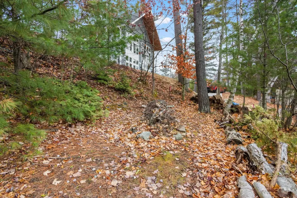 4411 Lakeview Trail East Bay Township MI 49696