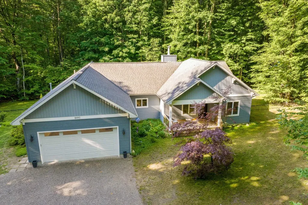 8490 Reynolds Road Almira Township MI 49684