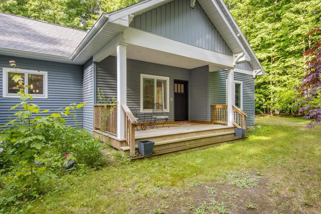 8490 Reynolds Road Almira Township MI 49684