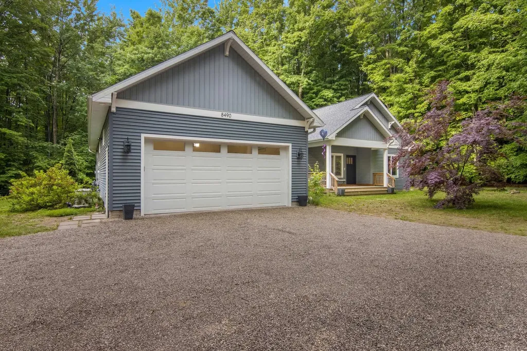 8490 Reynolds Road Almira Township MI 49684
