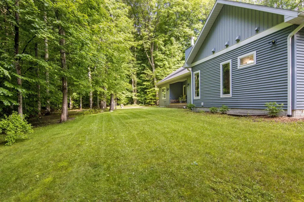 8490 Reynolds Road Almira Township MI 49684