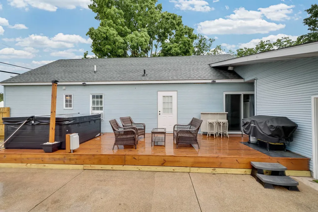 6008 W Park Street Caldwell Township MI 49651
