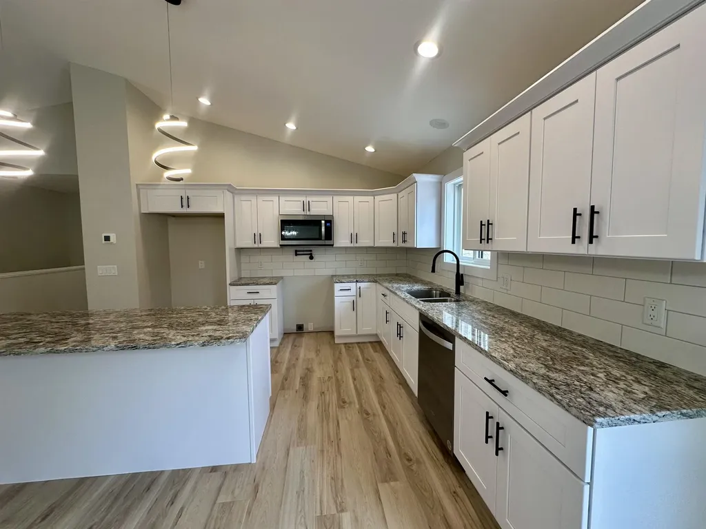 1118 Birmley Estates Drive Garfield Charter Township MI 49696