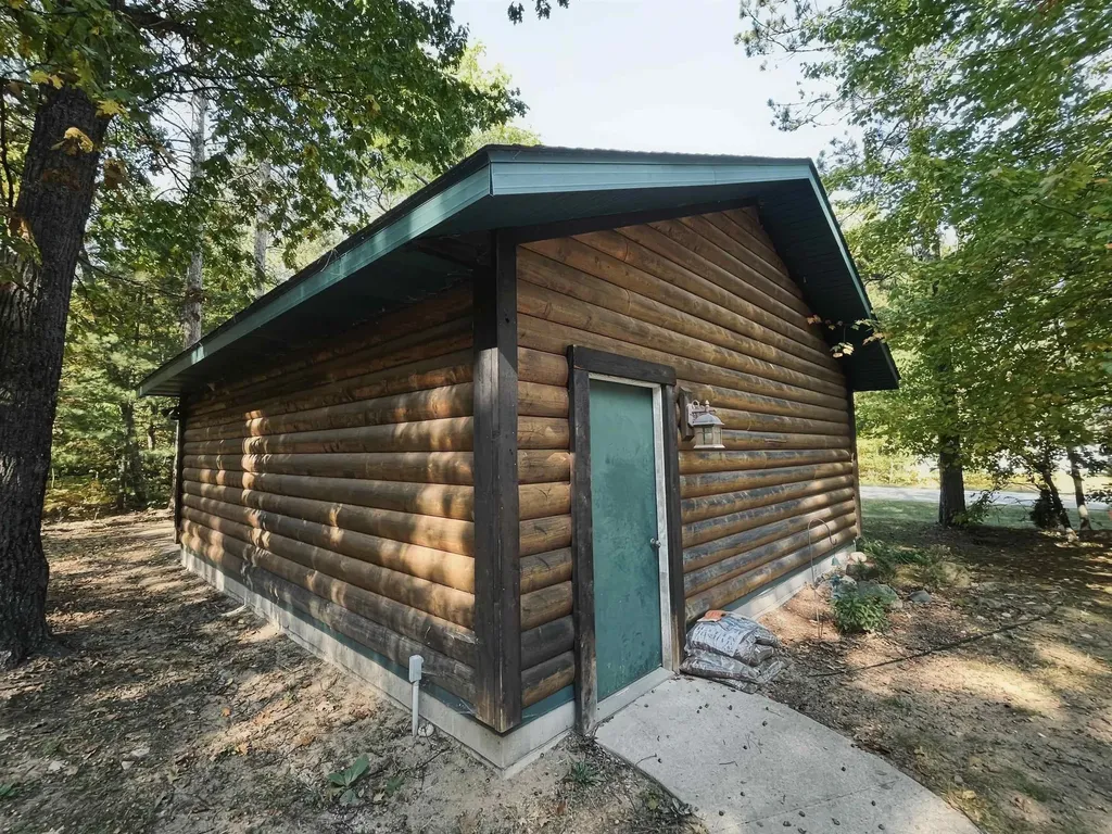 1967 NE Fairways Drive Kalkaska Township MI 49646