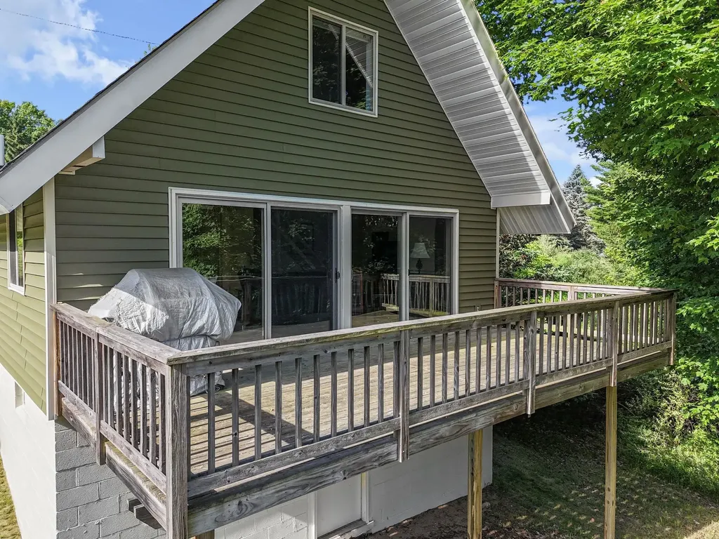7192 Skylark Lane Slagle Township MI 49601