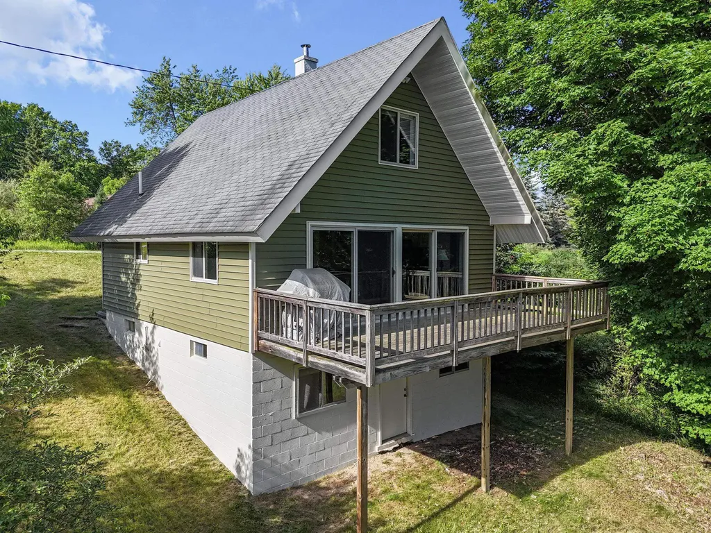 7192 Skylark Lane Slagle Township MI 49601