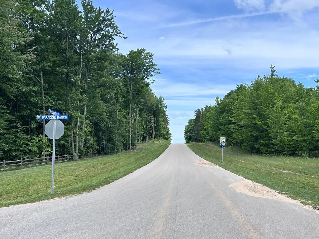 5502 Paradise Ranch Paradise Township MI 49649