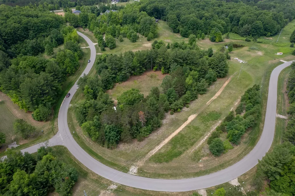 5502 Paradise Ranch Paradise Township MI 49649