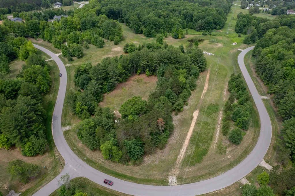 5502 Paradise Ranch Paradise Township MI 49649