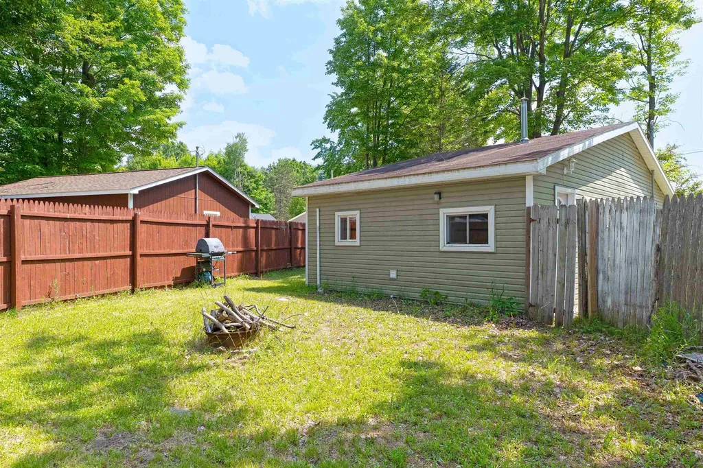 13765 Sunburry Road NE Blue Lake Township MI 49646