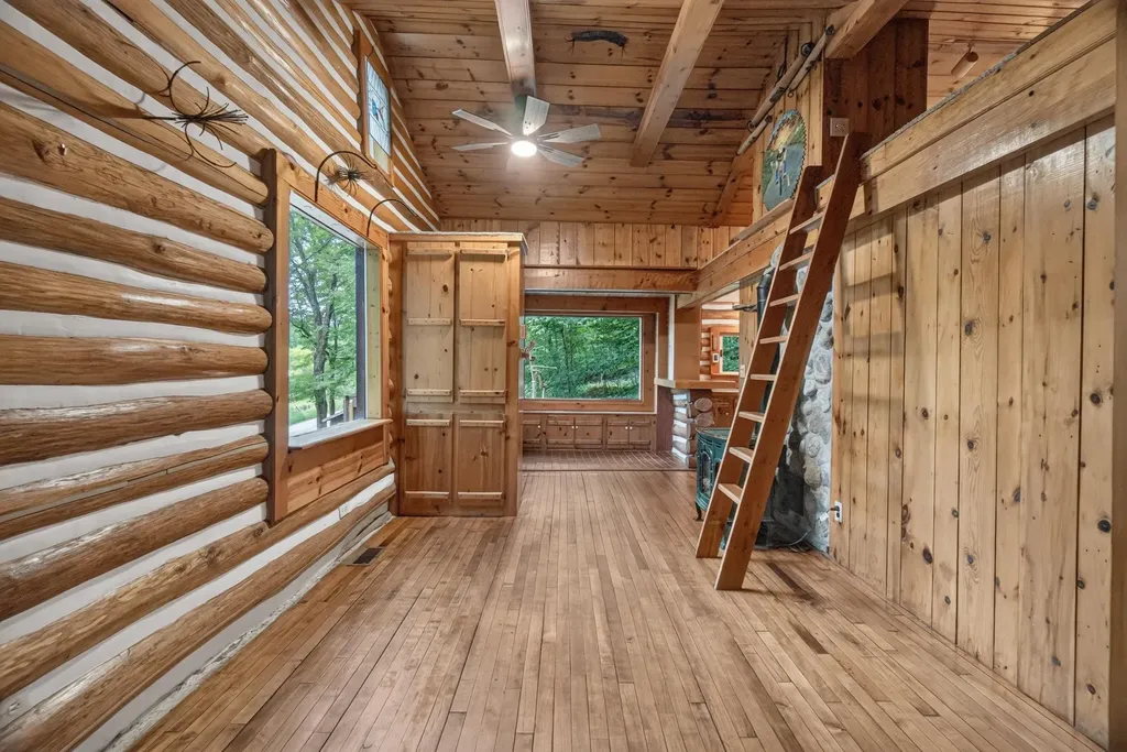 5885 Cedar Valley Road Long Lake Township MI 49684