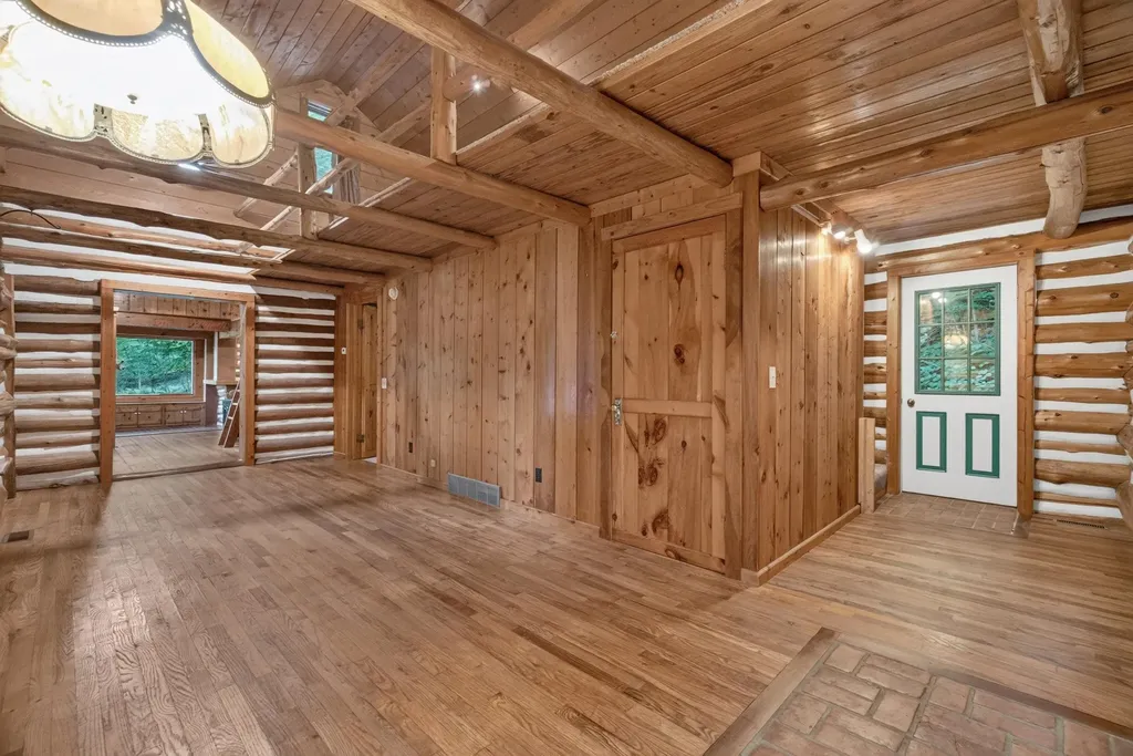 5885 Cedar Valley Road Long Lake Township MI 49684