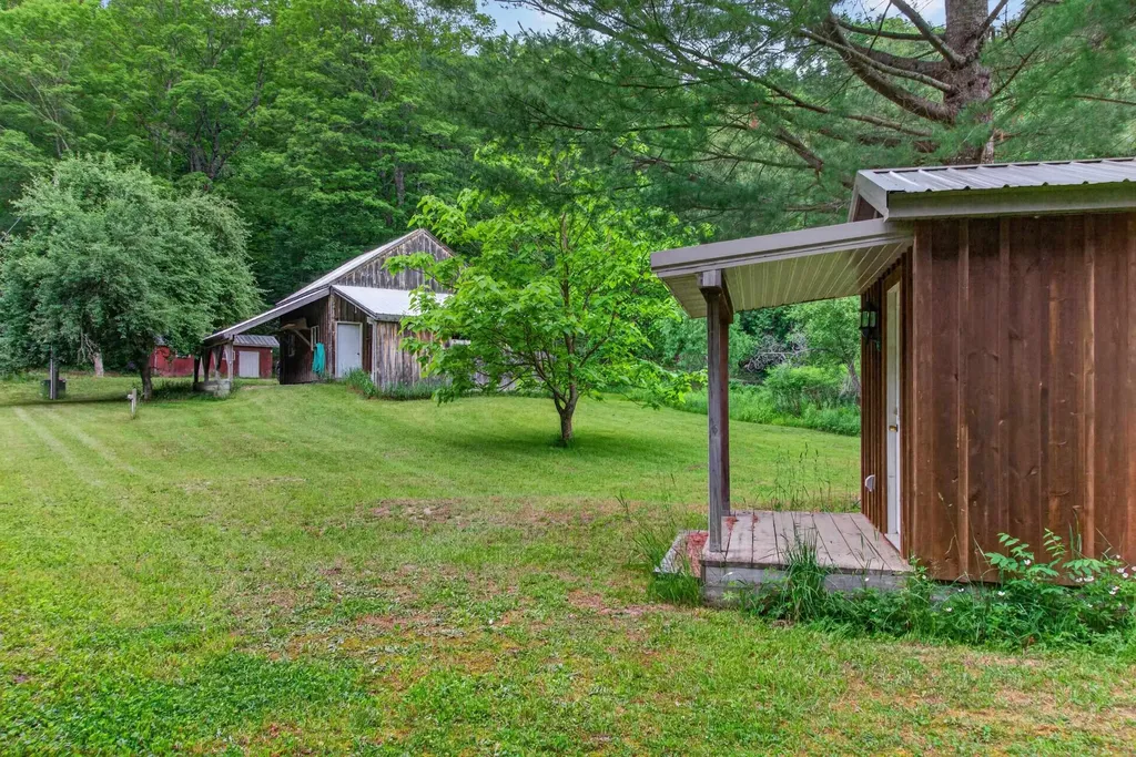 5885 Cedar Valley Road Long Lake Township MI 49684
