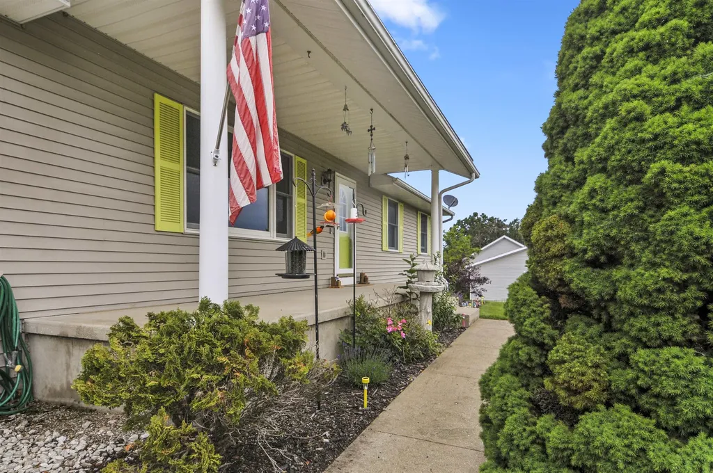8678 Lamplighter Lane Clam Lake Township MI 49601