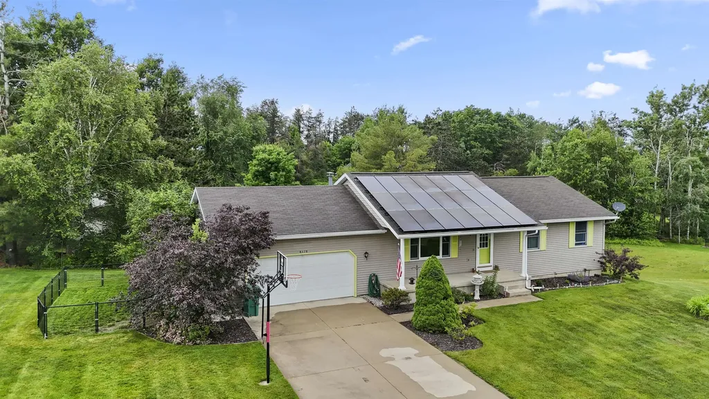 8678 Lamplighter Lane Clam Lake Township MI 49601