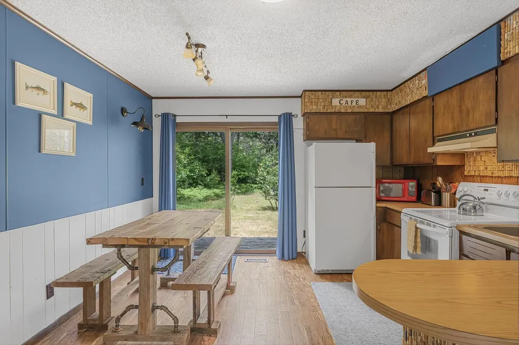 14764 Cinder Homestead Township MI 49617