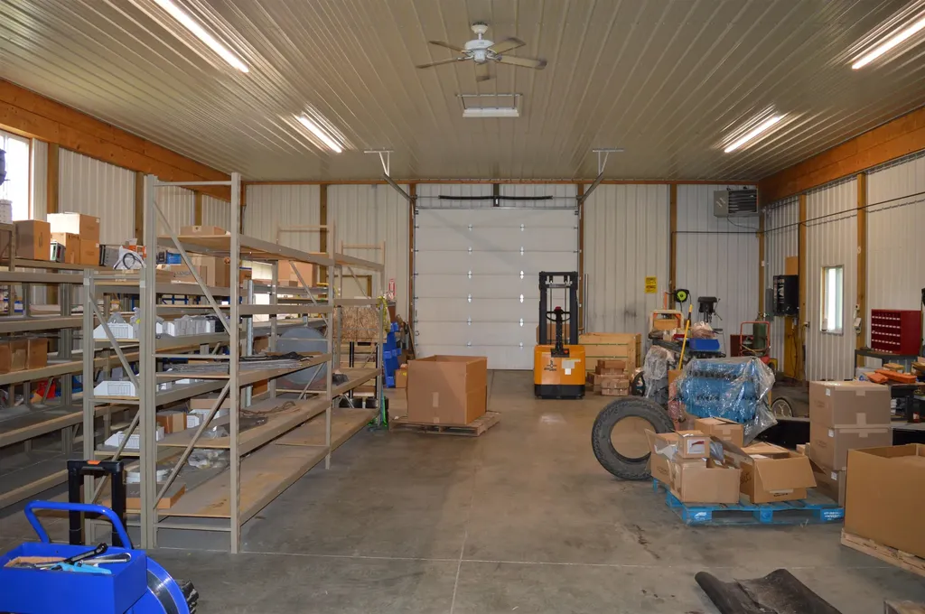 185 E M-72 Kalkaska Township MI 49646