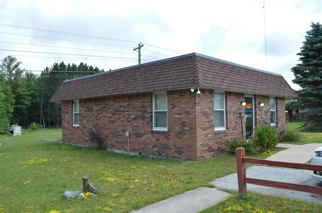 185 E M-72 Kalkaska Township MI 49646