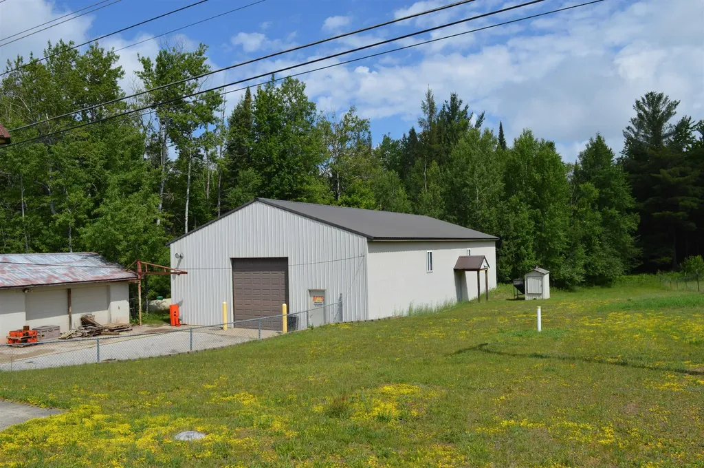 185 E M-72 Kalkaska Township MI 49646