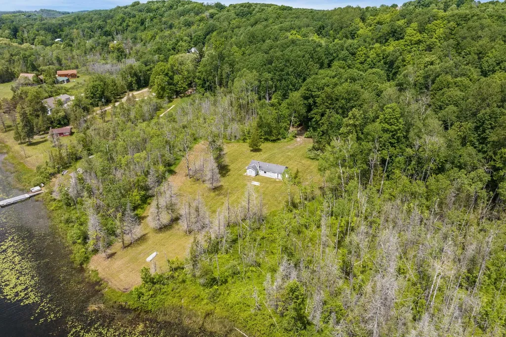 6263 East Jordan Road Banks Township MI 49729