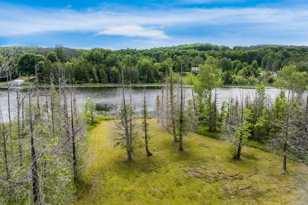 6263 East Jordan Road Banks Township MI 49729