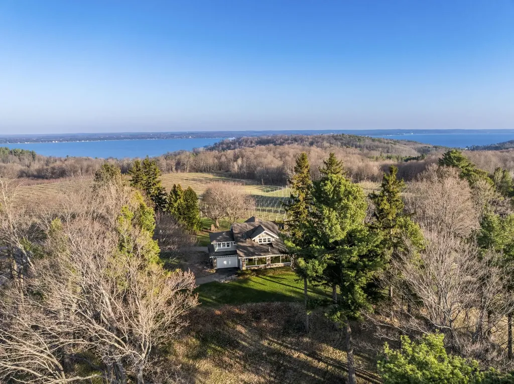 2770 Nelson Road Peninsula Township MI 49686