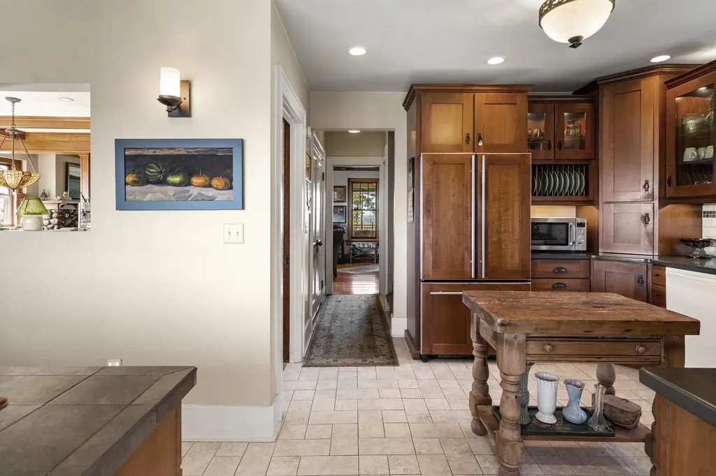 2770 Nelson Road Peninsula Township MI 49686