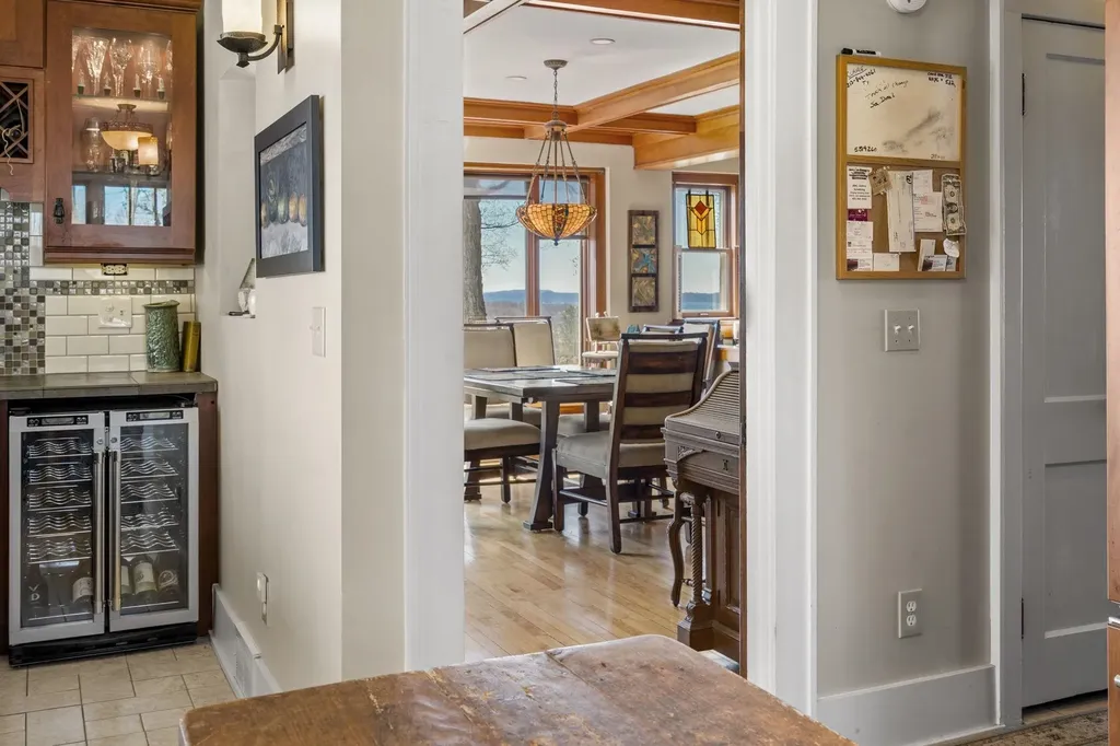 2770 Nelson Road Peninsula Township MI 49686
