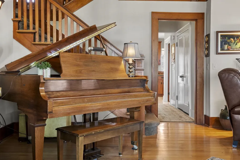 2770 Nelson Road Peninsula Township MI 49686