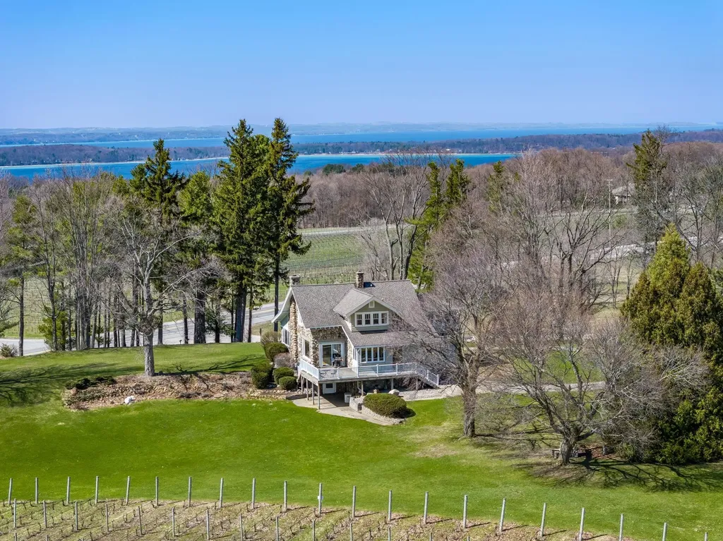2770 Nelson Road Peninsula Township MI 49686