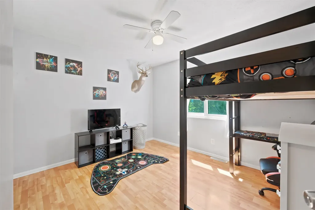 3313 Mapel Street Garfield Charter Township MI 49684