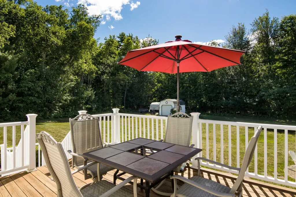 3158 E Duck Lake Road Green Lake Township MI 49637