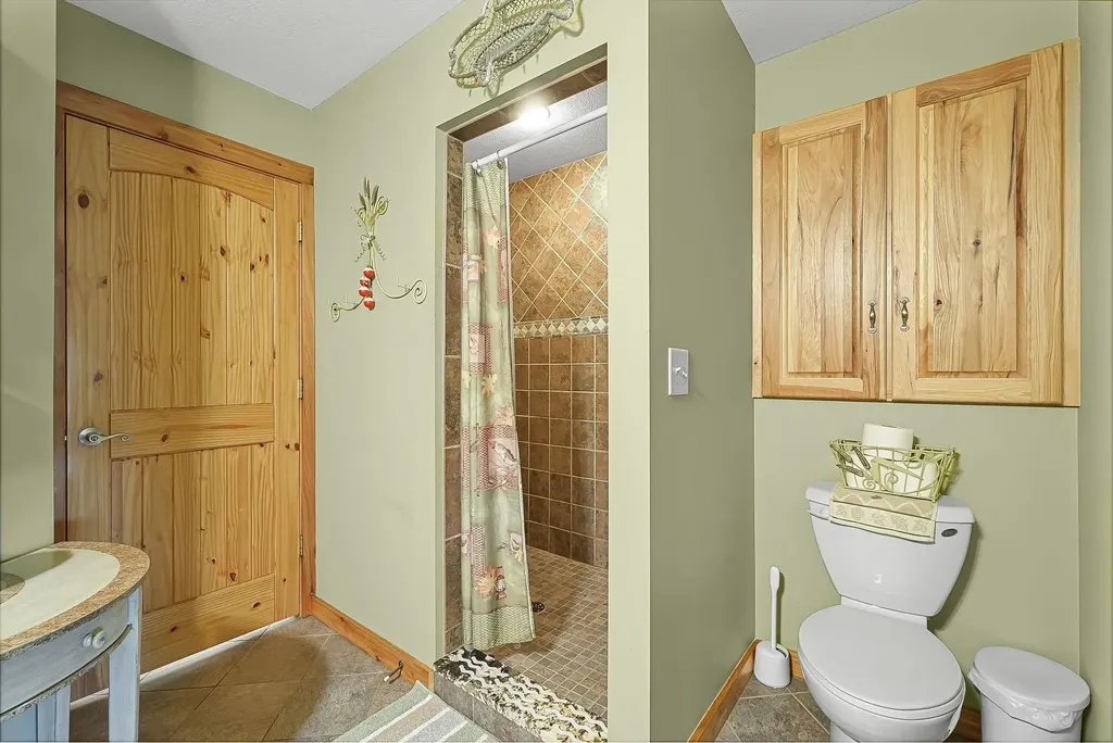 376 Highview Road East Bay Township MI 49696