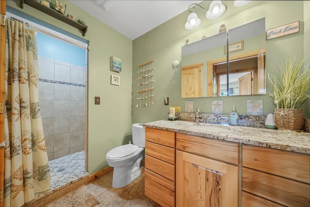 376 Highview Road East Bay Township MI 49696