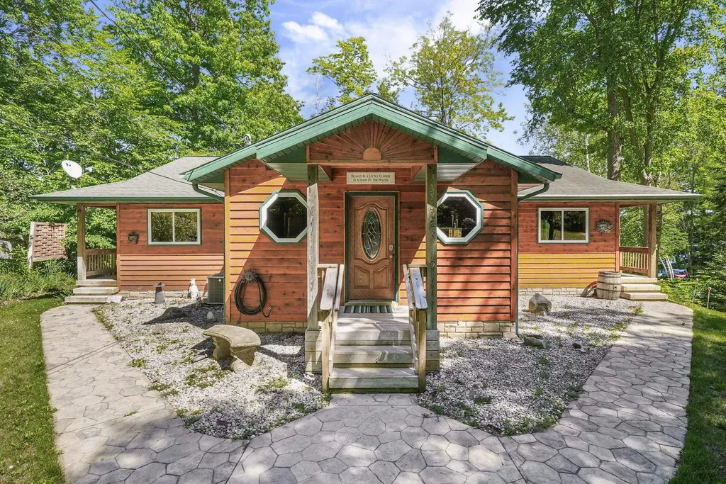 376 Highview Road East Bay Township MI 49696
