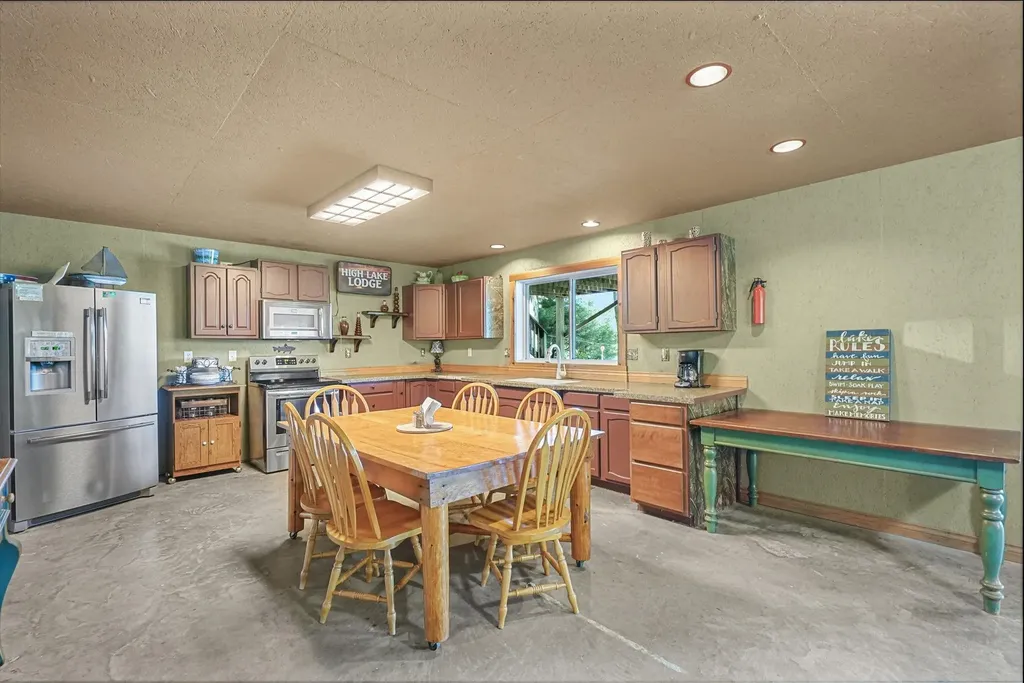 376 Highview Road East Bay Township MI 49696
