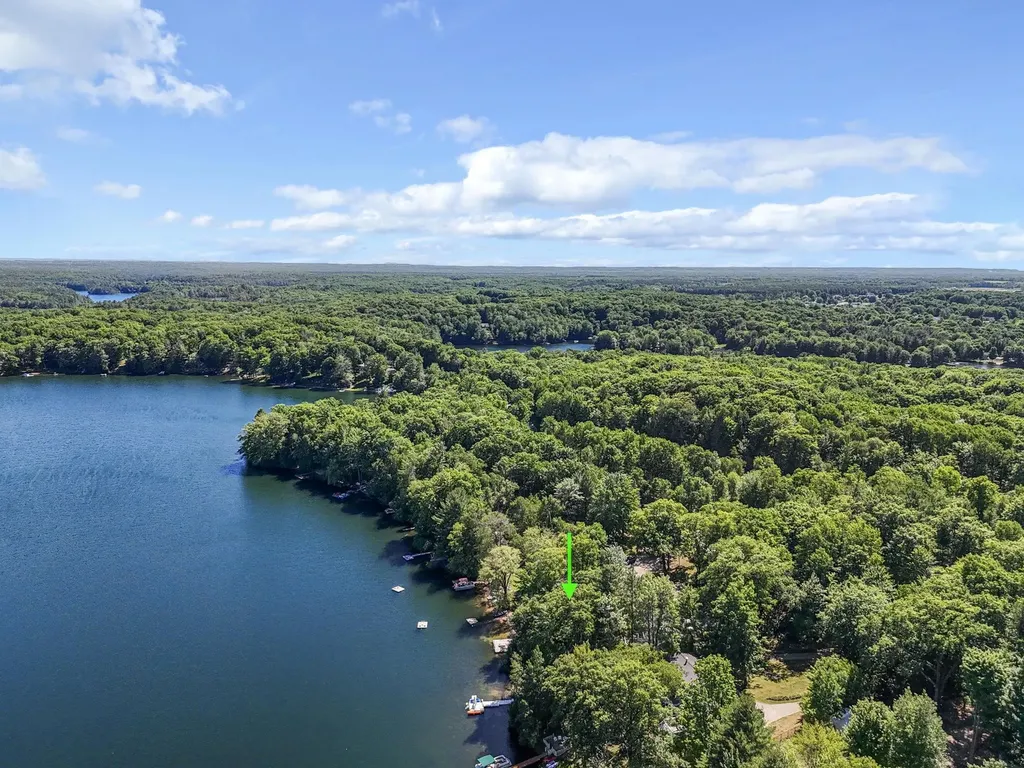 376 Highview Road East Bay Township MI 49696
