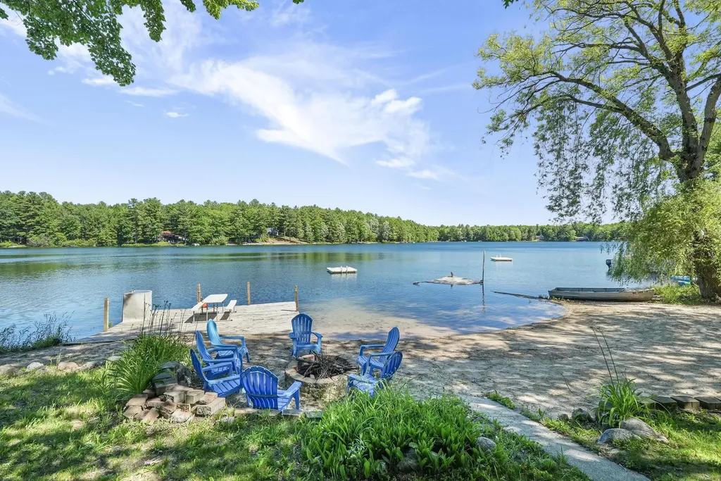 376 Highview Road East Bay Township MI 49696