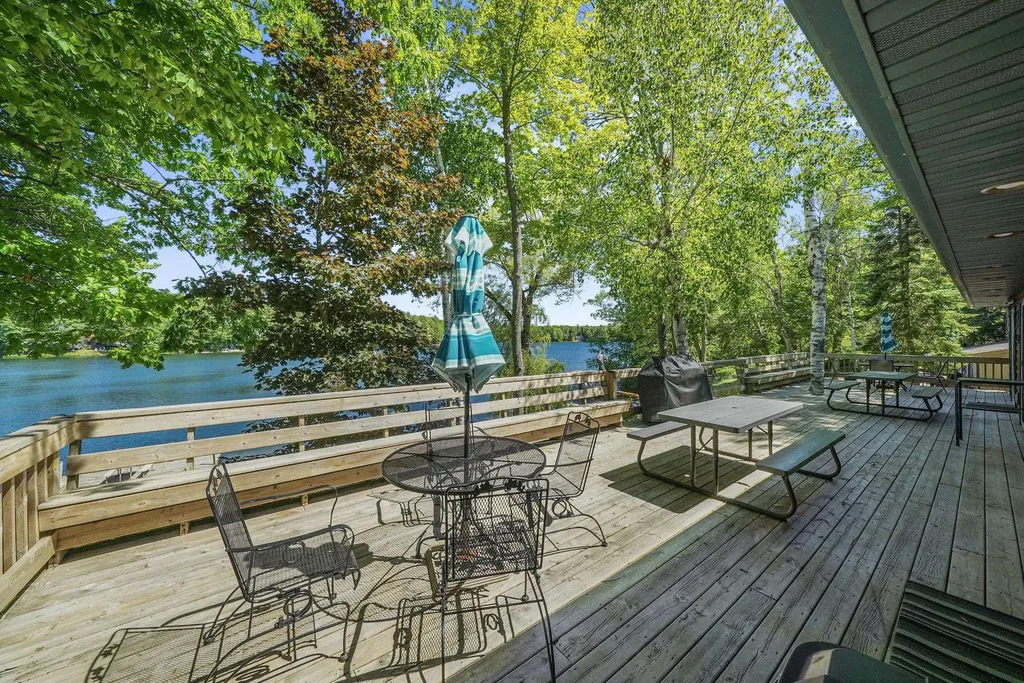 376 Highview Road East Bay Township MI 49696