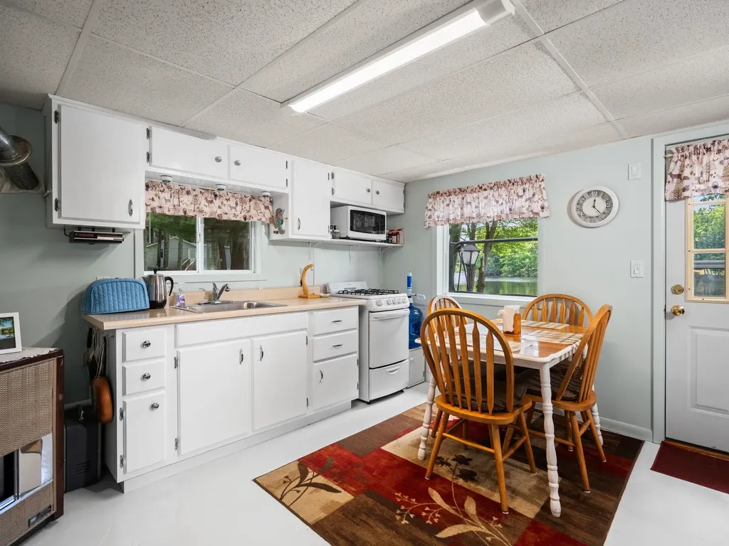 3877 Lincoln Drive NE Kalkaska Township MI 49646