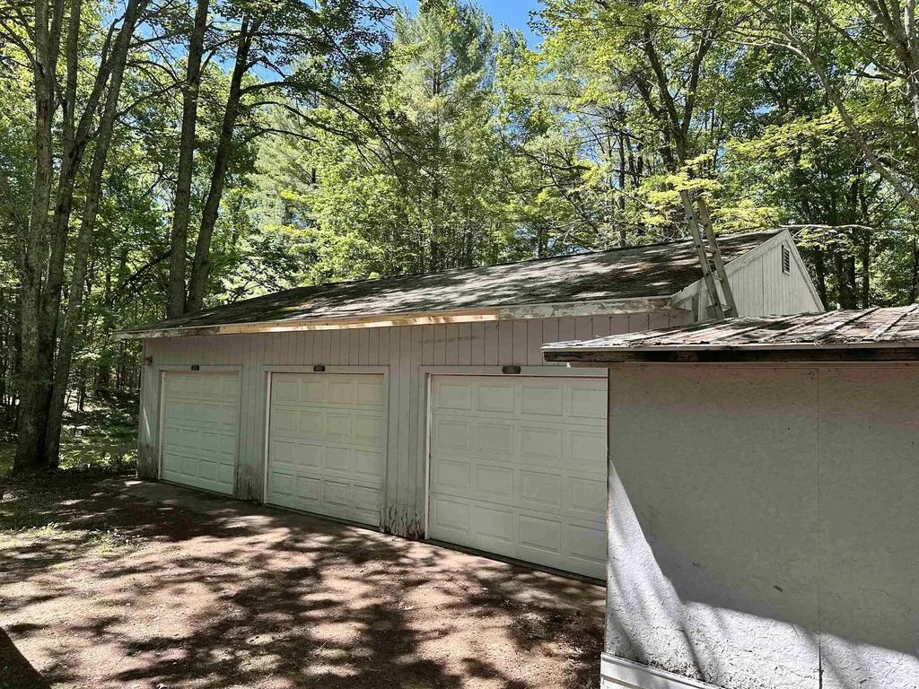 11556 Hillcrest Boulevard Bear Lake Township MI 49646