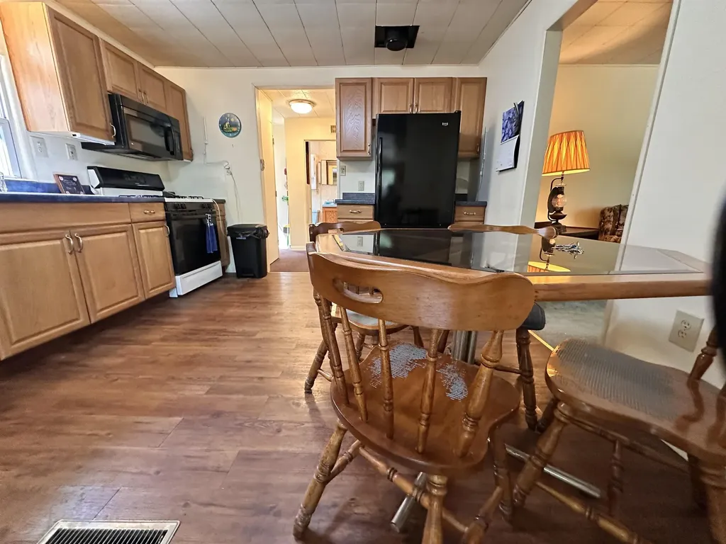 11556 Hillcrest Boulevard Bear Lake Township MI 49646