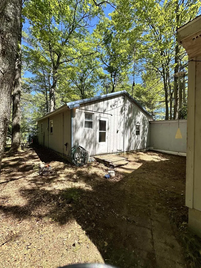 11556 Hillcrest Boulevard Bear Lake Township MI 49646