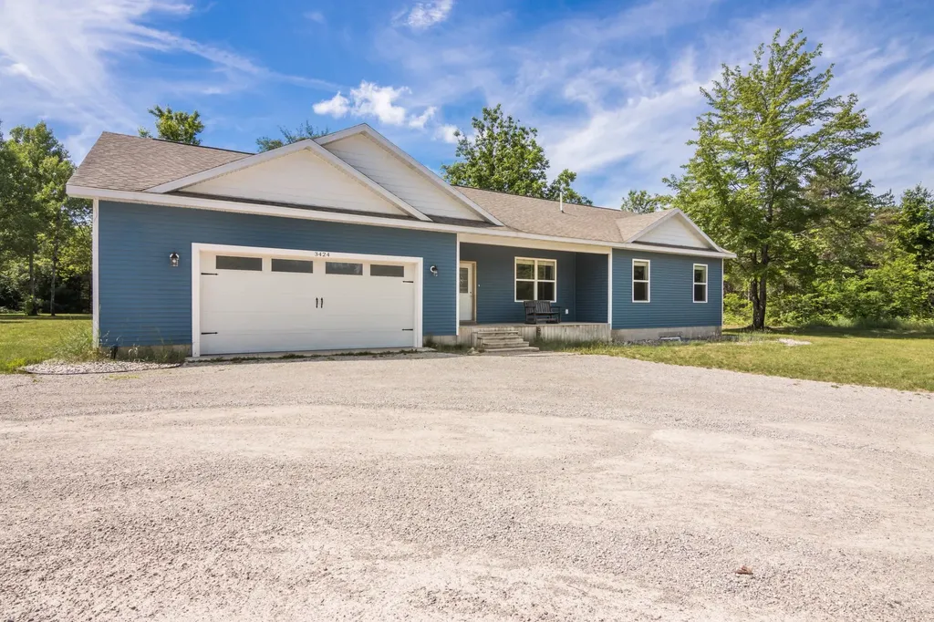 3424 Starlight Trail Paradise Township MI 49649