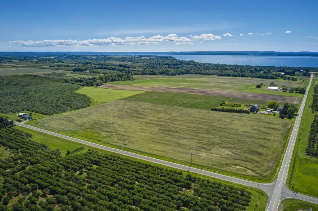 24.71 Acres Angell Road Acme Township MI 49690