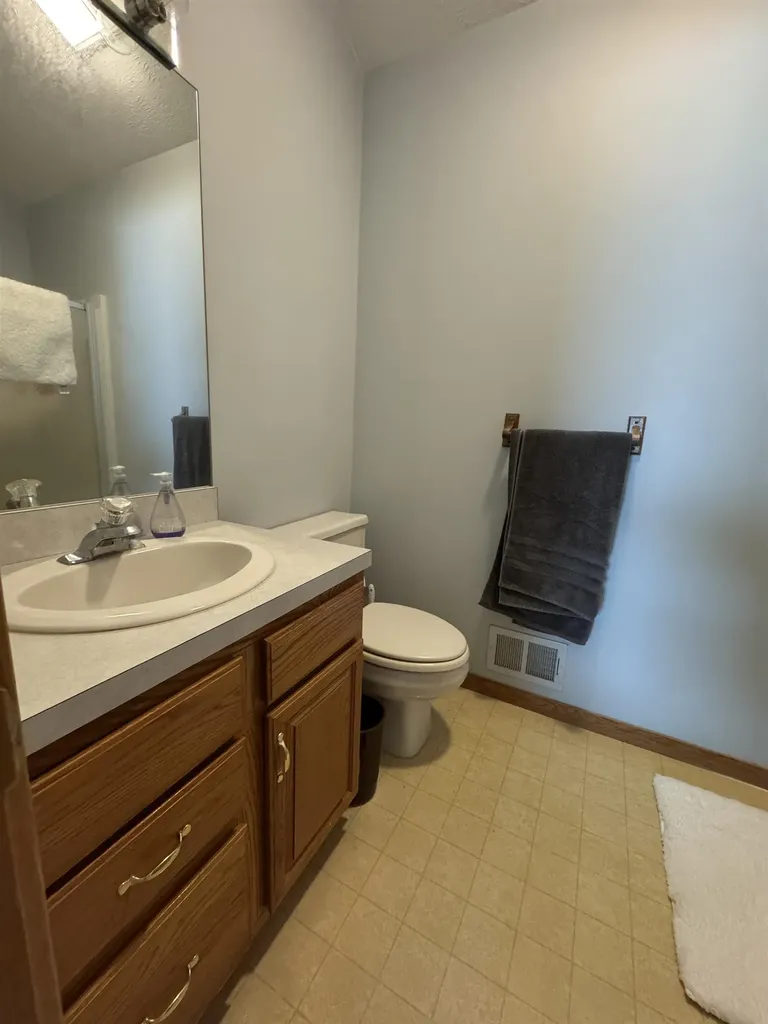 723 N Apple Tree Drive Suttons Bay Township MI 49682
